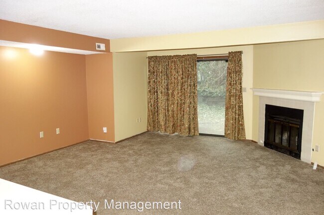 Building Photo - 2 br, 2 bath House - 8137 Holmes Unit 102