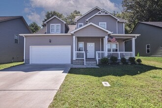 Building Photo - 2901 Teakwood Dr