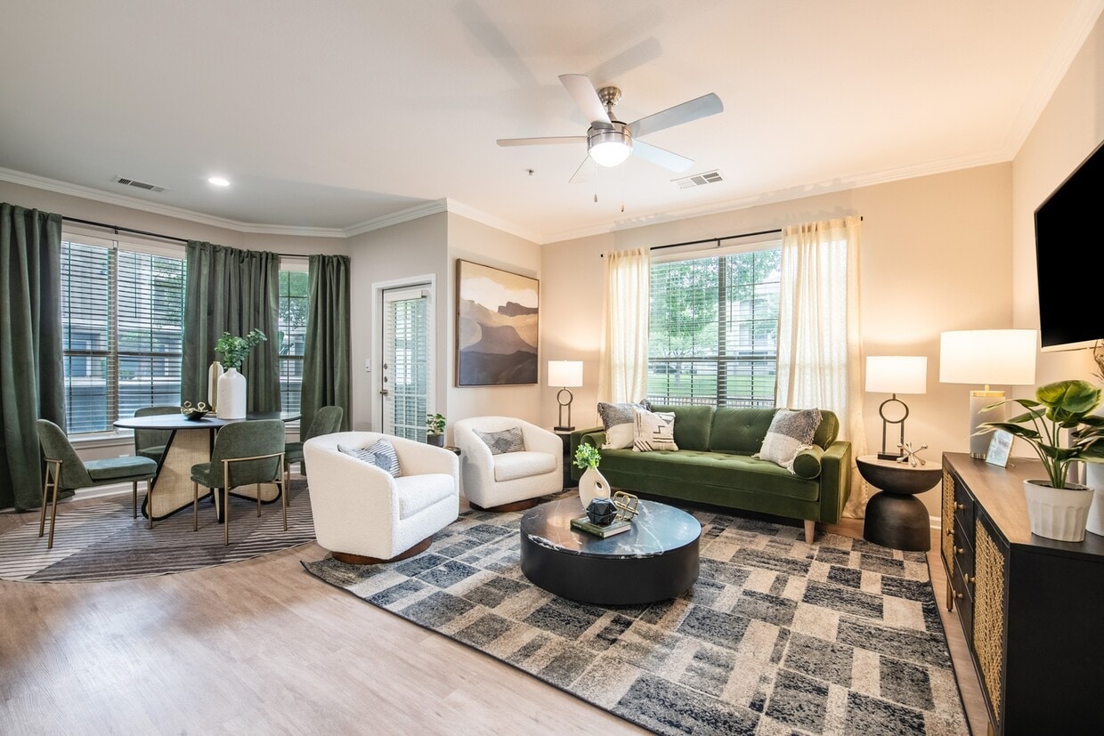 Monticello by the Vineyard Apartments Apartments in Euless, TX