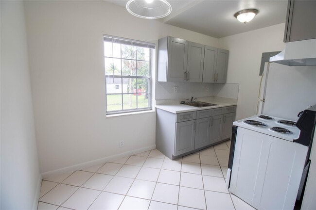 Foto del edificio - 1505 SW 2nd St