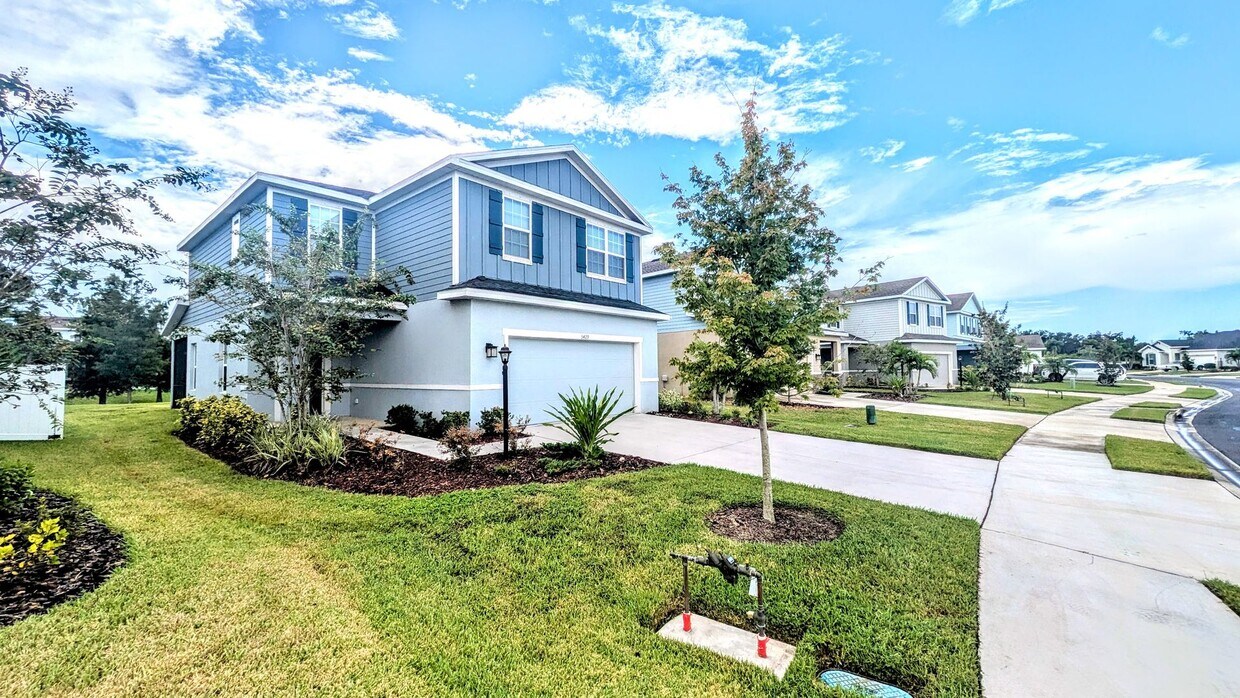 Annual UNfurnished NEW 4/ 2 1/2 home off S... - Annual UNfurnished NEW 4/ 2 1/2 home off S...