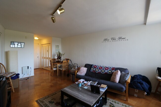 Building Photo - 10500 Rockville Pike