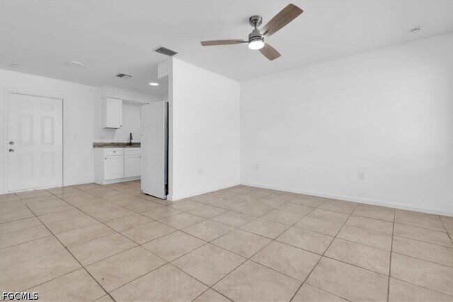 Building Photo - 5534 Seventh Ave