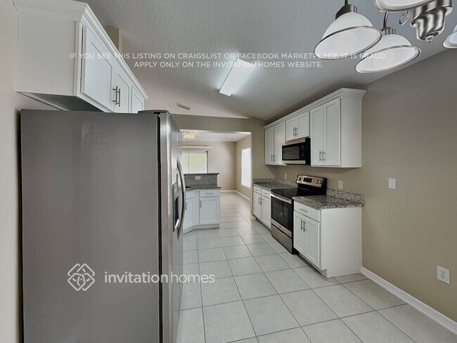 Foto del edificio - 4781 Salamander St