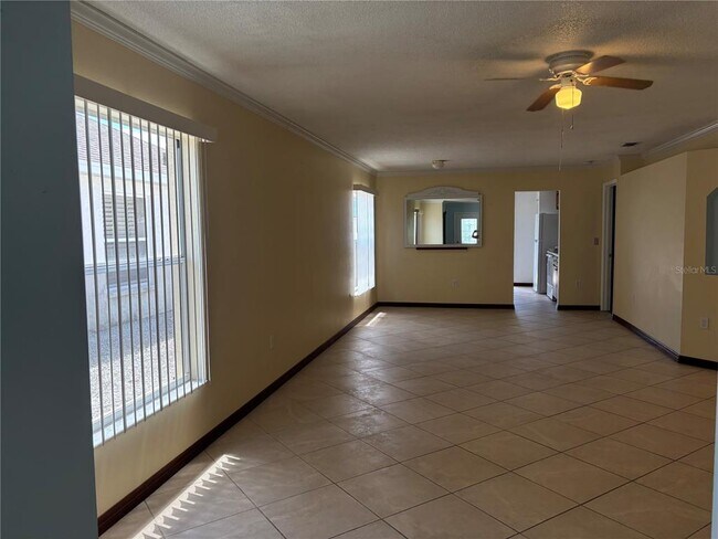 Foto del edificio - 3524 Chinaberry Ln