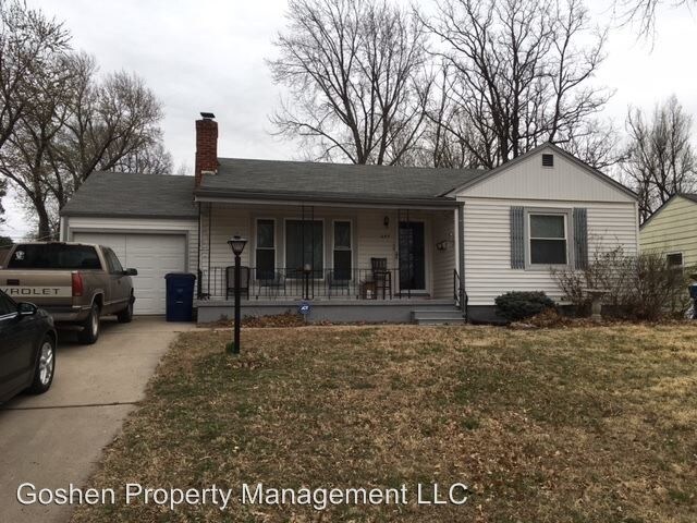 Primary Photo - 2 br, 1.5 bath House - 644 S Yale