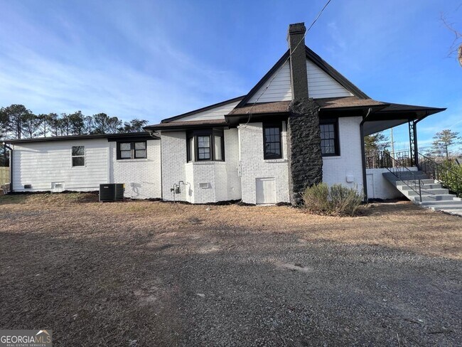 Foto del edificio - 4259 Wesley Chapel Rd