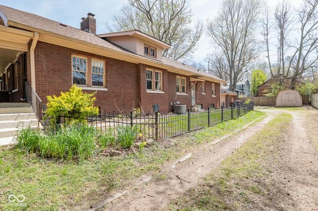 Building Photo - 5309 Hill St