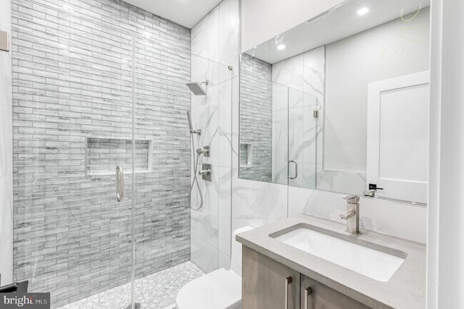 Foto del edificio - 2026 Spring Garden St