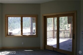 Building Photo - 311 Crestview Dr