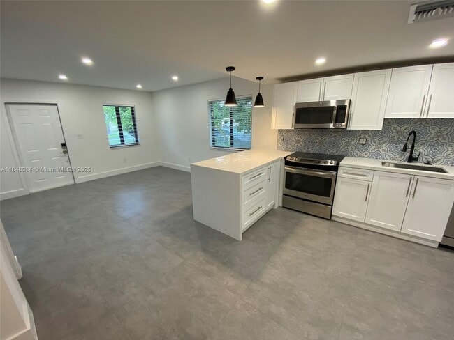 Foto del edificio - 9801 SW 55th St