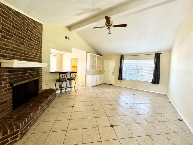 Building Photo - 9030 Hendon Ln