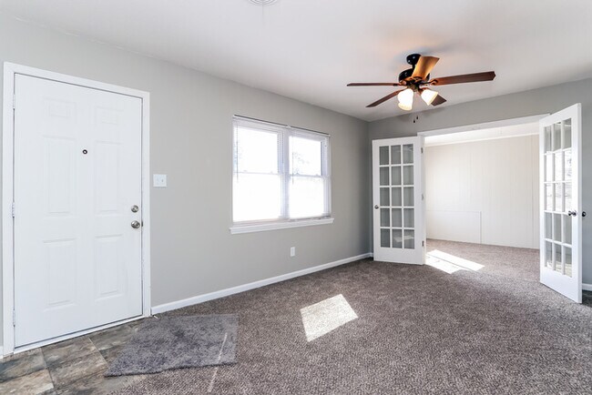 Building Photo - Beautifully Updated All Brick Ranch