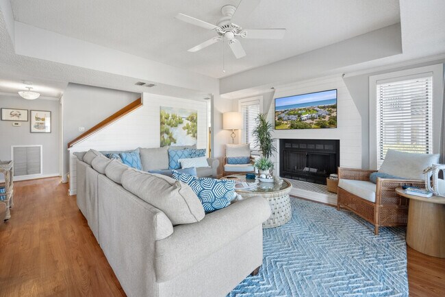 Building Photo - 409 Debordieu Blvd