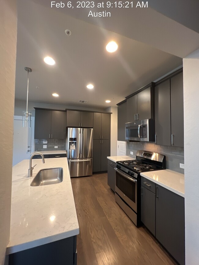 Building Photo - 8010 Wildcat Pass