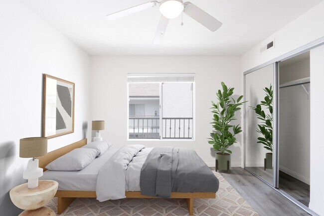 Building Photo - Kingsley 1752 LLC