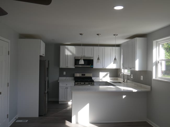 Building Photo - 2312 Wintergreen Ave