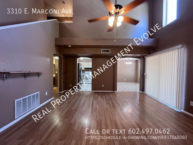 Foto del edificio - 3310 E Marconi Ave