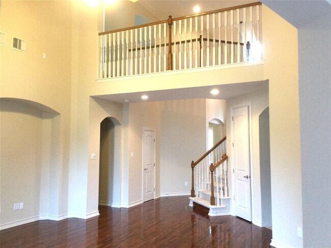 Building Photo - 5606 Grandwood Ln