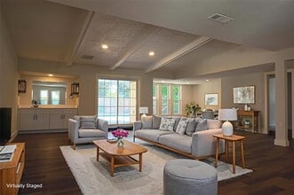 Building Photo - 2313 Westridge Dr