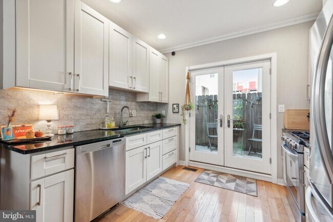 Foto del edificio - 750 N Bucknell St
