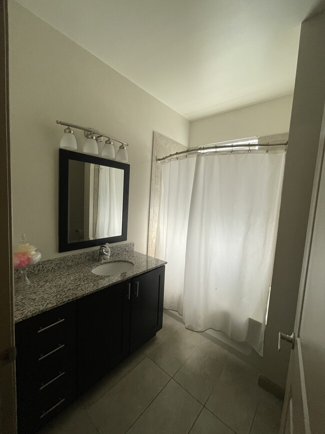 Foto del edificio - 5401 Central Gardens Way