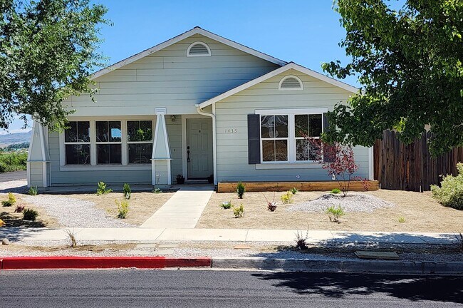 Foto del edificio - Home For Rent in Arbor Gardens-Gardnerville