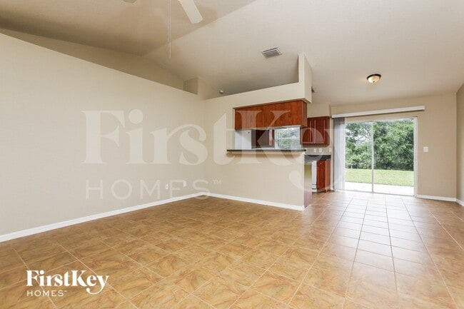 Foto del edificio - 708 17th St NE