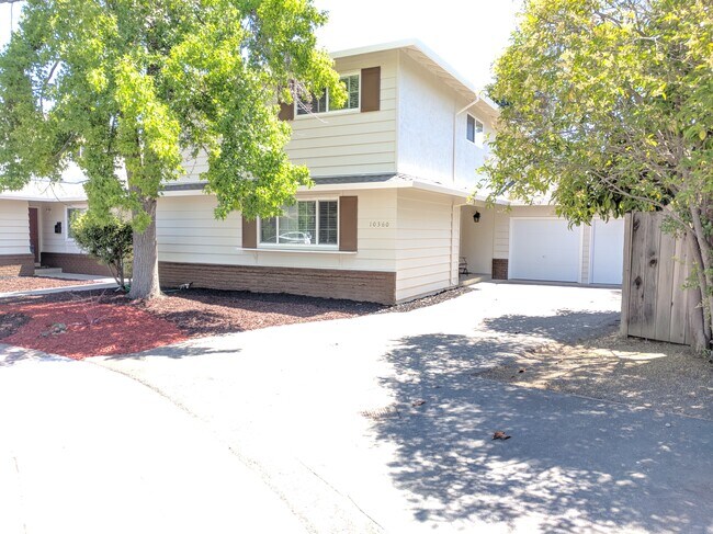 Foto del edificio - 10360 Leola Ct