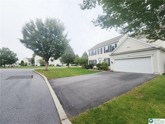 Foto del edificio - 8858 Pathfinder Rd