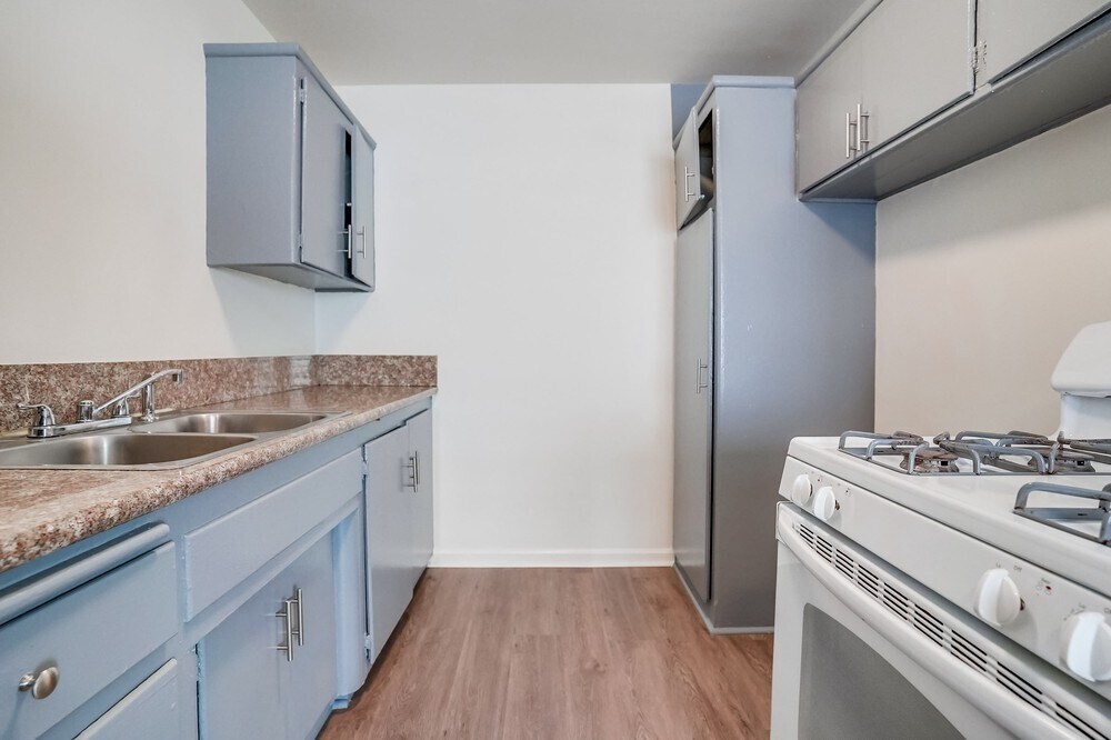 MLK Apts by Leimert Park Apartments in Los Angeles, CA Westside Rentals