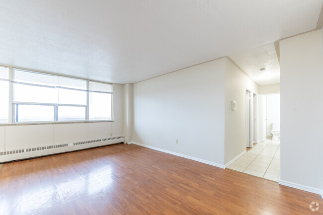 1 chambre + bureau, 1 salle de bain - 720 pi2 - Salon - 11 Kendale Court Apartments