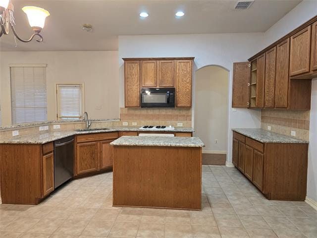 Building Photo - 100 Bryan St