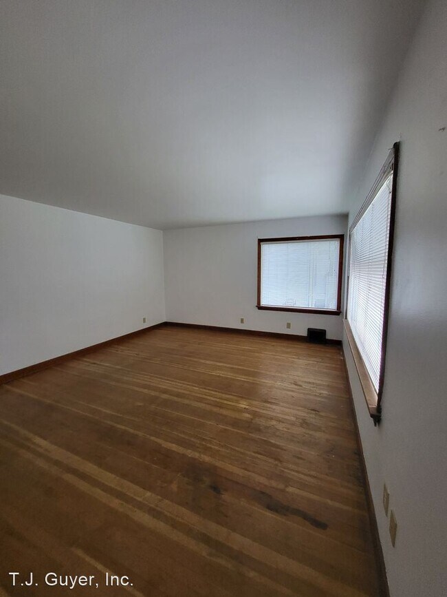 Foto del edificio - 2 br, 1 bath House - 1054 S Market Blvd