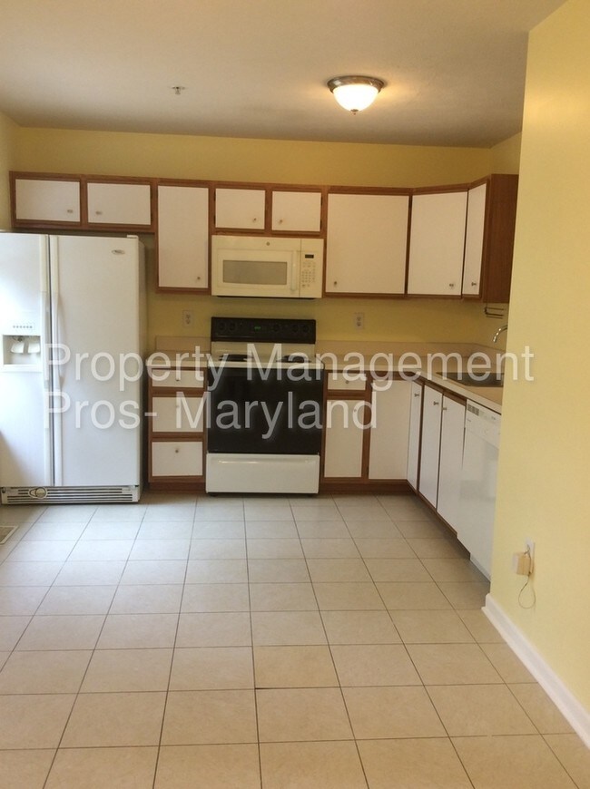 Building Photo - 2116 Amber Way