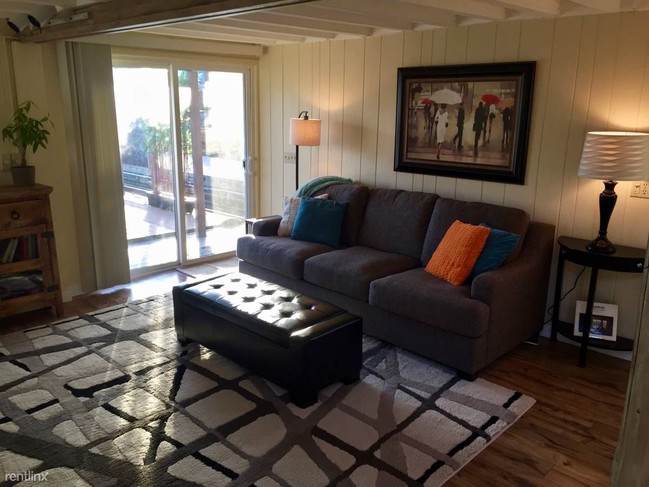 Foto del edificio - 11644 N Island Cove Ln