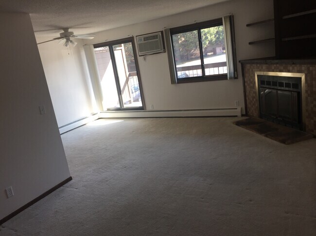 Foto del edificio - 7401 W 101st St