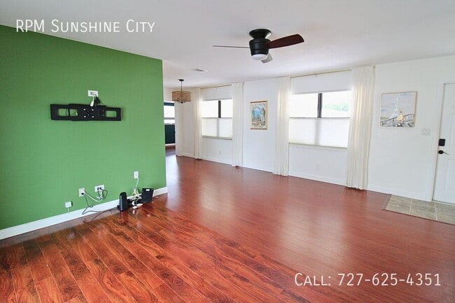 Building Photo - 7874 14th Way N