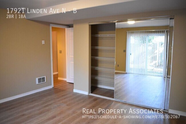 Foto del edificio - 17921 Linden Ave N