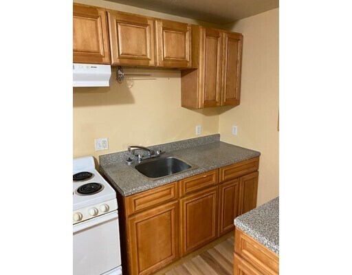 Foto del edificio - 517-517 Kempton St