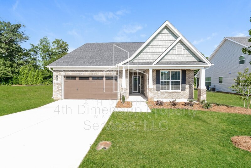 4721 Olivine Ln, Pfafftown, NC 27040 House for Rent in Pfafftown, NC