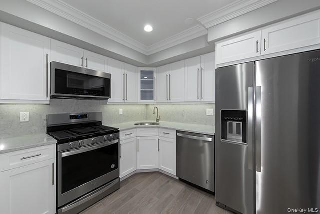 Foto del edificio - 80 Westwood Dr