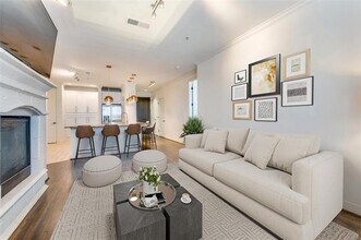 Building Photo - 8616 Turtle Creek Blvd