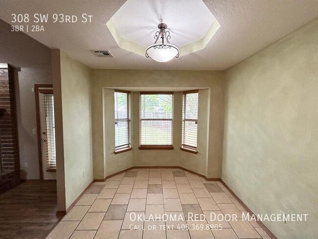 Building Photo - 308 SW 93rd St