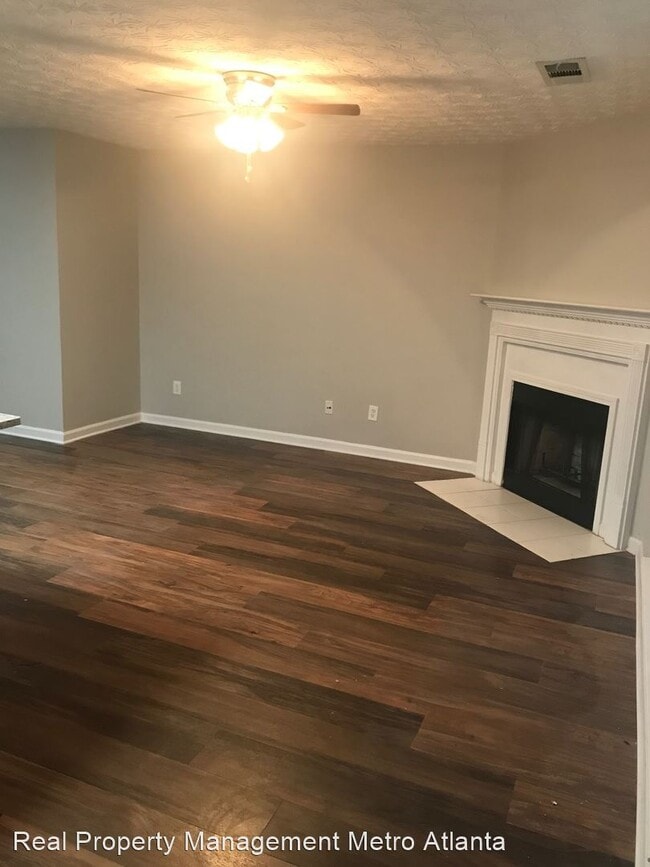 Building Photo - 3 br, 2.5 bath House - 218 Matthew Lane