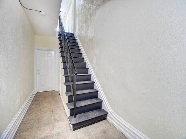 Foto del edificio - 16 N 9th St