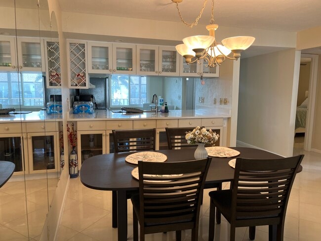 Building Photo - 3631 Arctic Cir