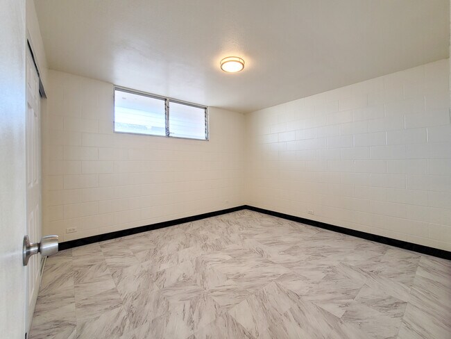 Building Photo - 94-138 Pupukahi St