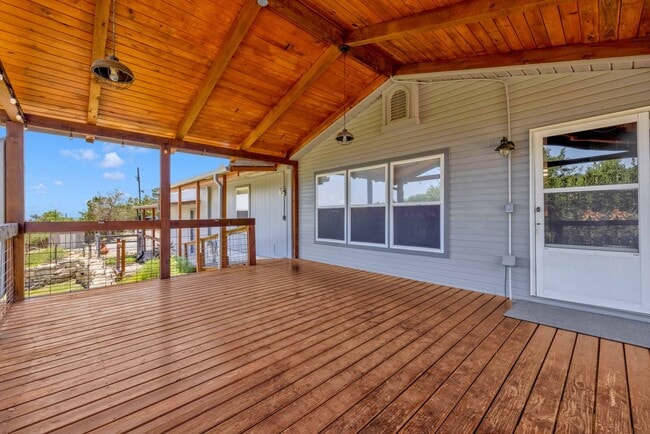 Building Photo - Beautiful Rental Home in Spring Branch for...