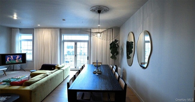 Building Photo - 249 Main St